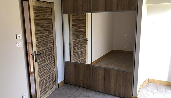 Aménagement intérieur, étape 2 Installation de meuble et dressing